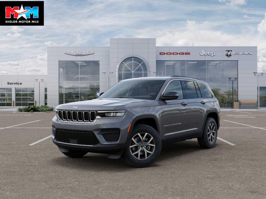 New 2027 Jeep Grand Cherokee Laredo