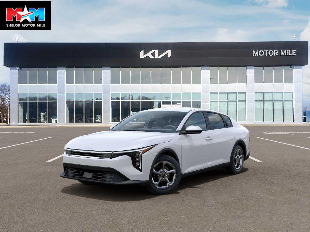 New 2026 Kia K4 LXS