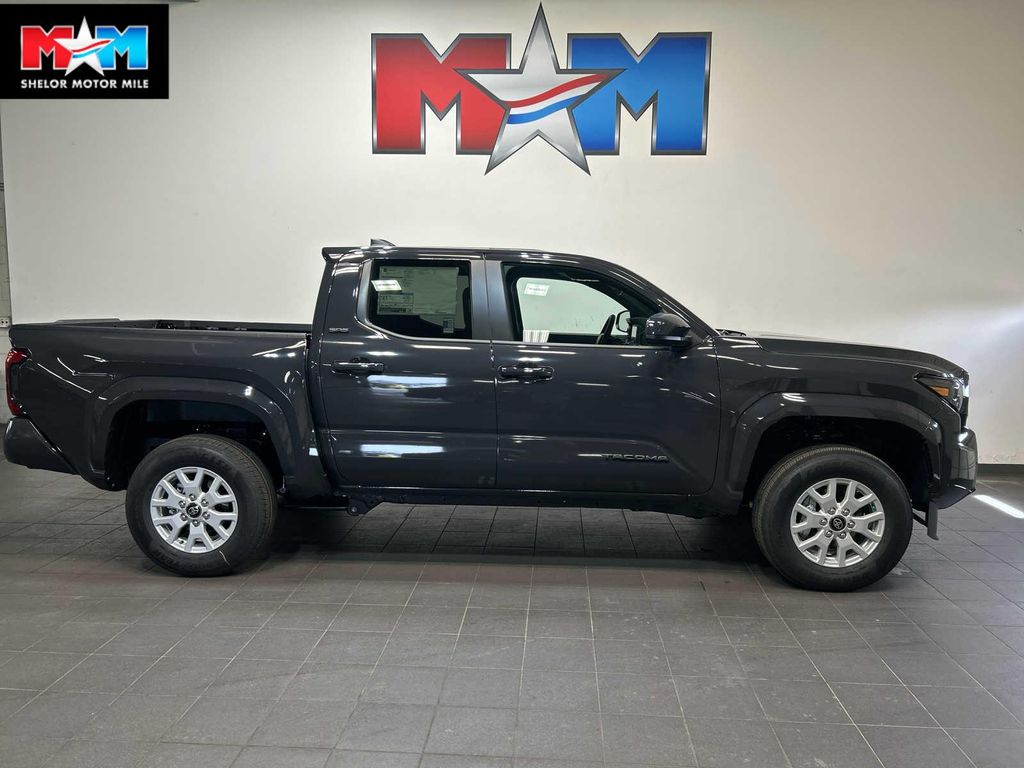 New 2026 Toyota Tacoma SR5