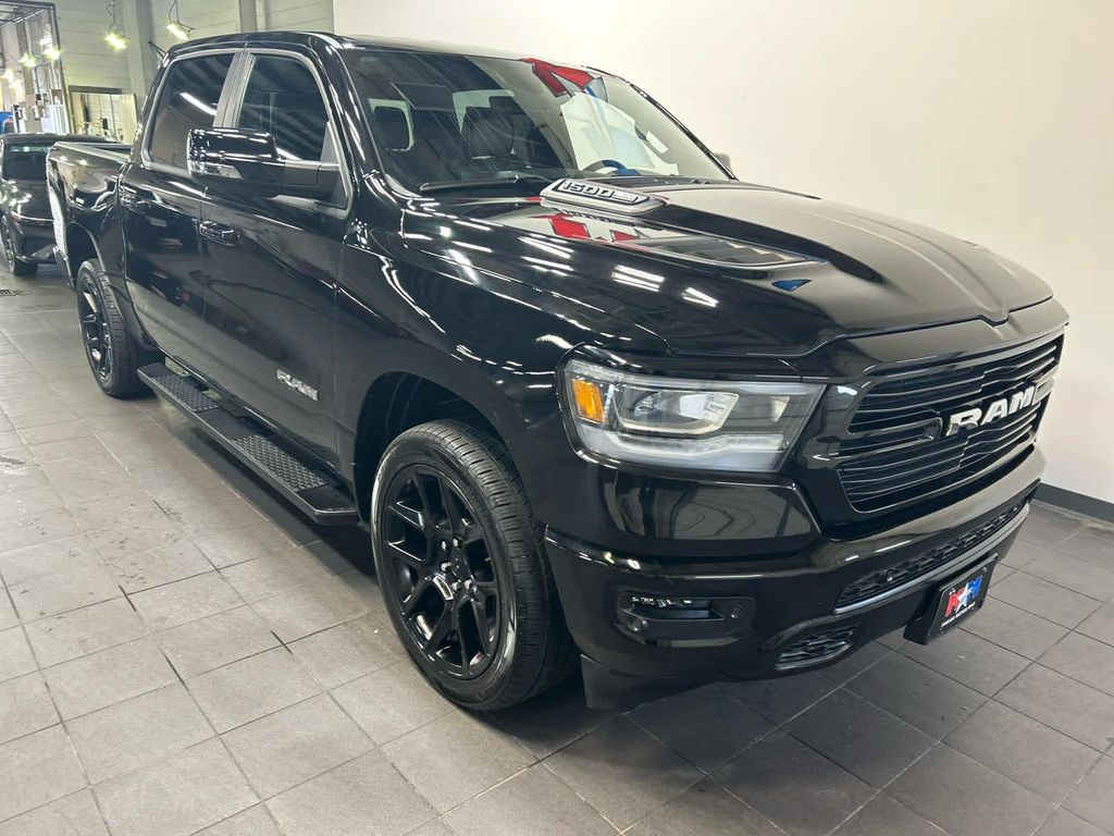 صورة 2 لـ 2023 RAM 1500 LARAMIE