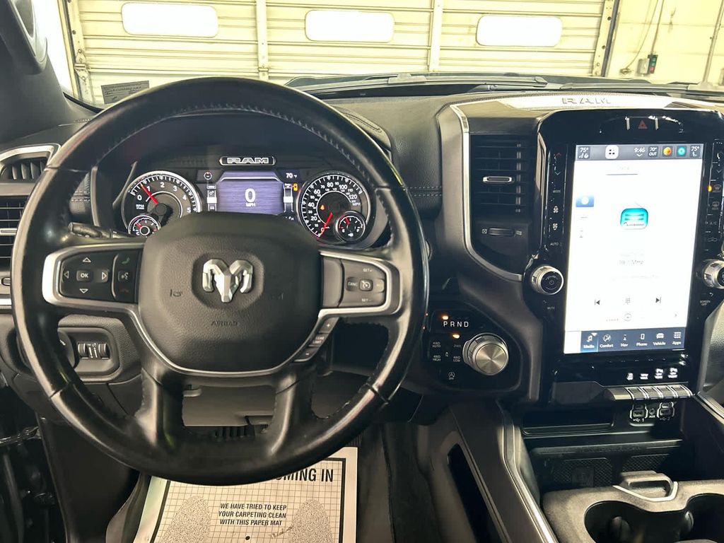 صورة 8 لـ 2023 RAM 1500 LARAMIE