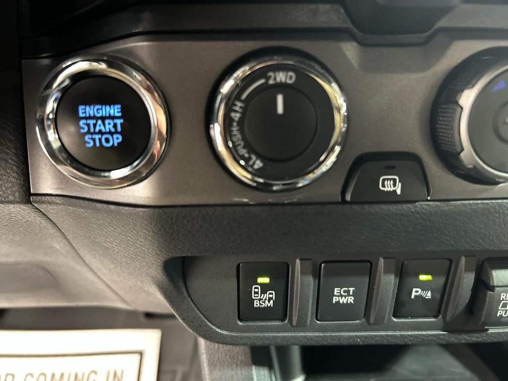 صورة مصغرة 7 لـ 2023 Toyota TACOMA TRD OFF ROAD