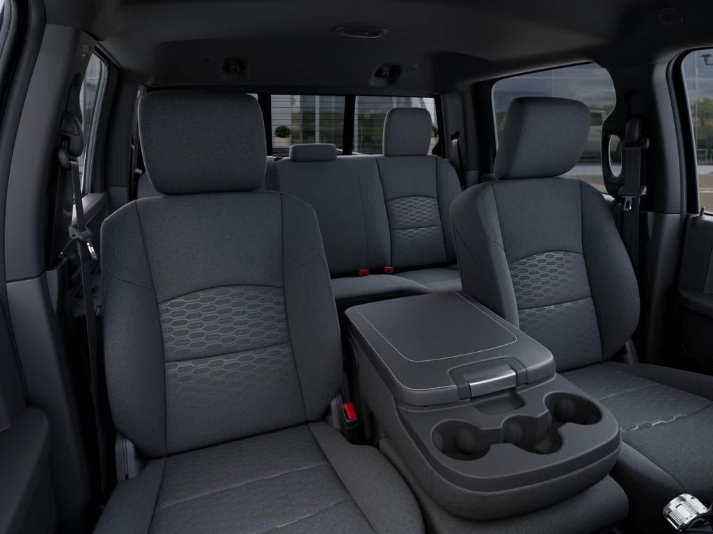 2026 RAM 3500 TRADESMAN CREW CAB 4X4 8' BOX — миниатюра 27