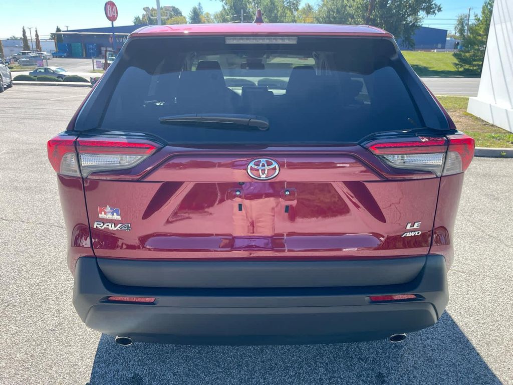 2025 Toyota RAV4 LE 缩略图 20