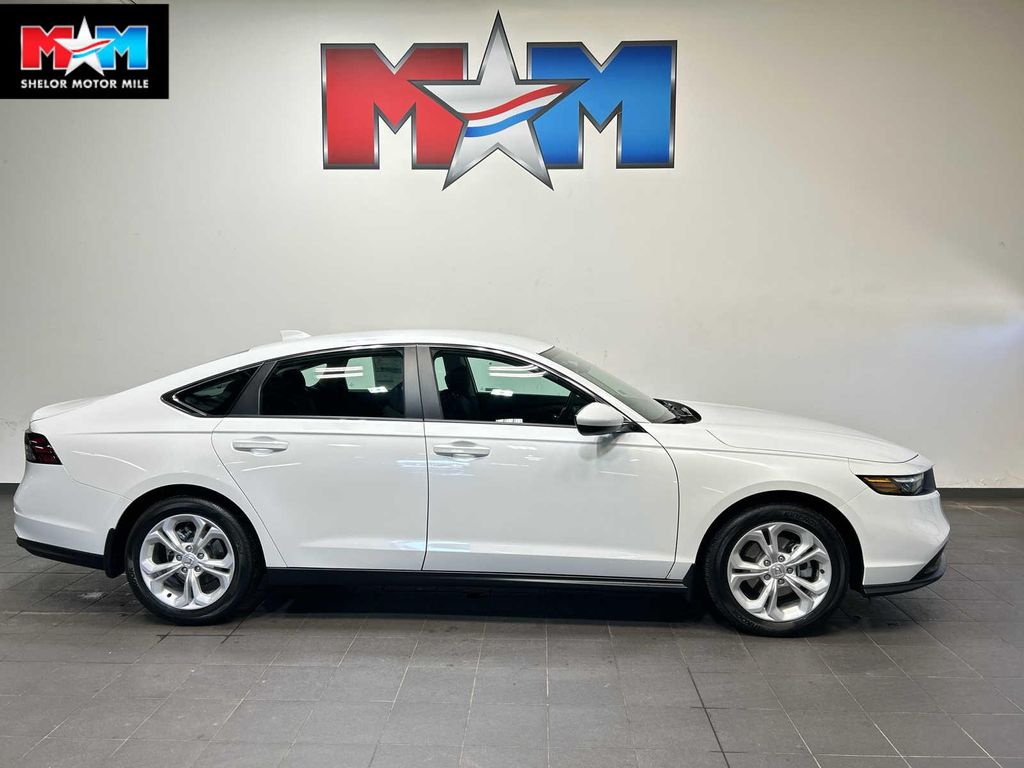 New 2026 Honda Accord LX 1.5T