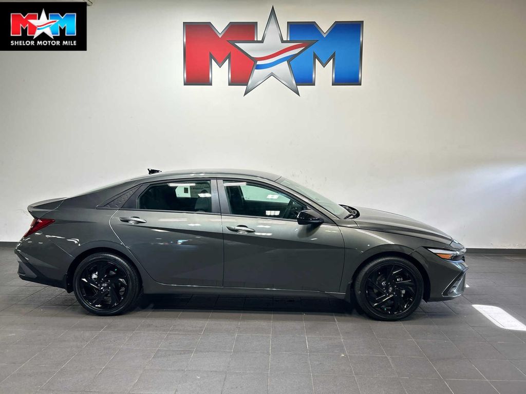 New 2026 Hyundai ELANTRA Sport