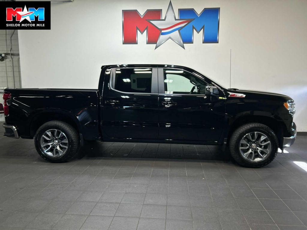 New 2026 Chevrolet Silverado 1500 LT