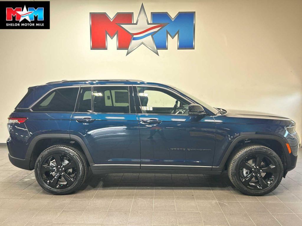 New 2026 Jeep Grand Cherokee Limited