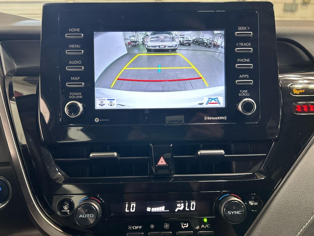 2022 Toyota CAMRY NIGHTSHADE EDITION HYBRID — миниатюра 5