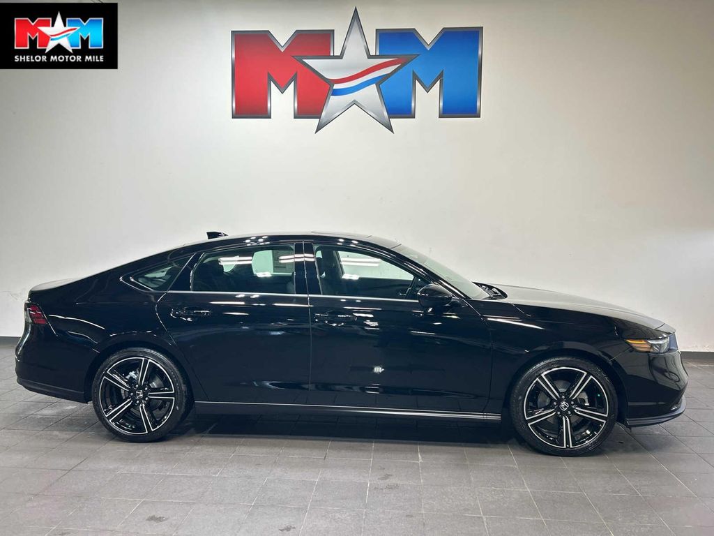 New 2026 Honda Accord SE