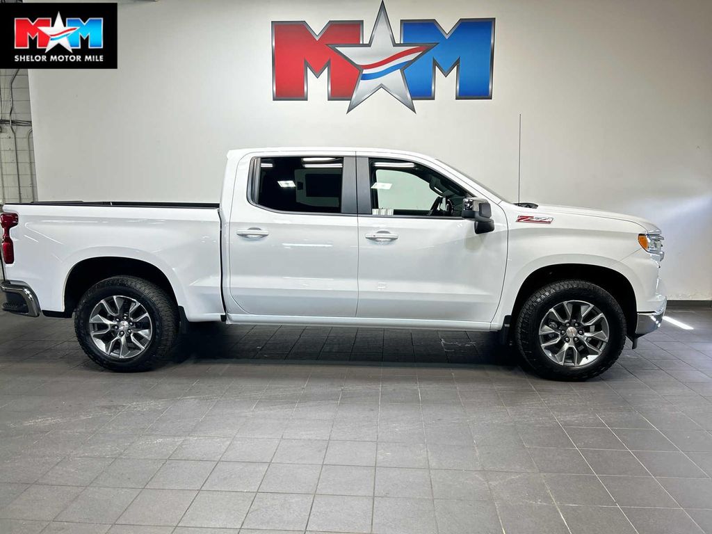 New 2026 Chevrolet Silverado 1500 LT