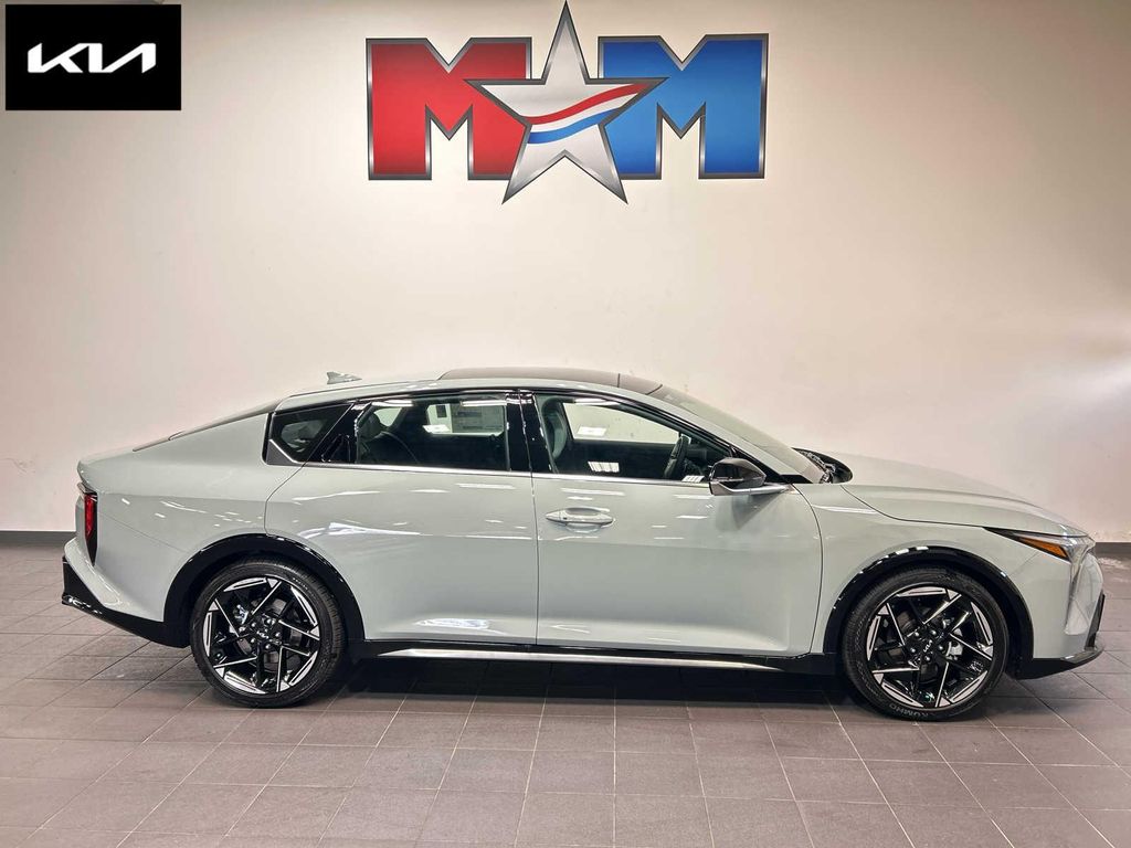 New 2026 Kia K4 GT-Line