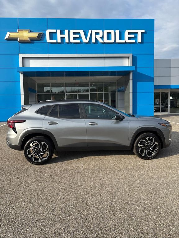 New 2026 Chevrolet Trax FWD 2RS