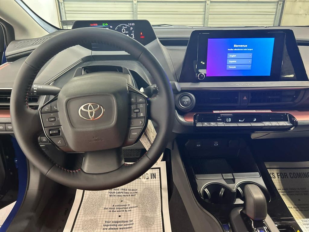 صورة 8 لـ 2026 Toyota PRIUS PLUG-IN HYBRID SE
