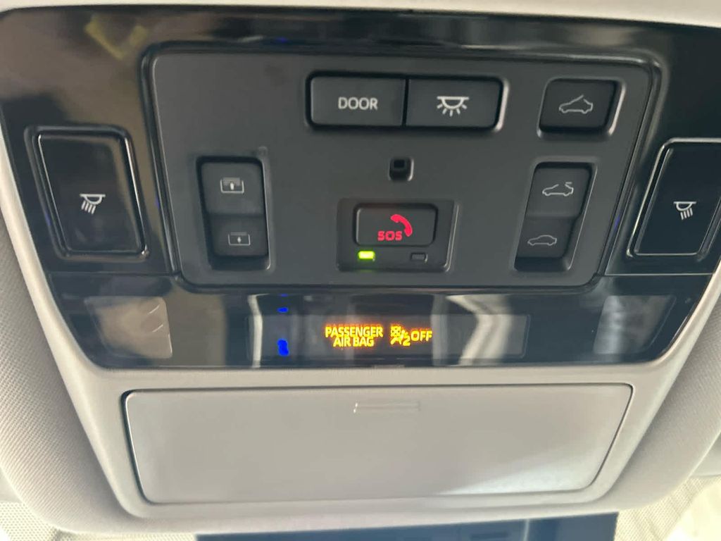 صورة 8 لـ 2024 Toyota GRAND HIGHLANDER LIMITED