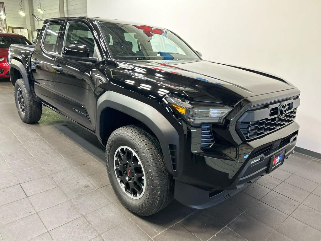 2026 TOYOTA TACOMA HYBRID TRD OFF ROAD — фото 2