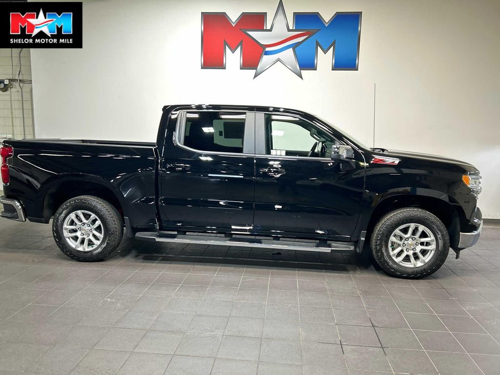 New 2026 Chevrolet Silverado 1500 LT