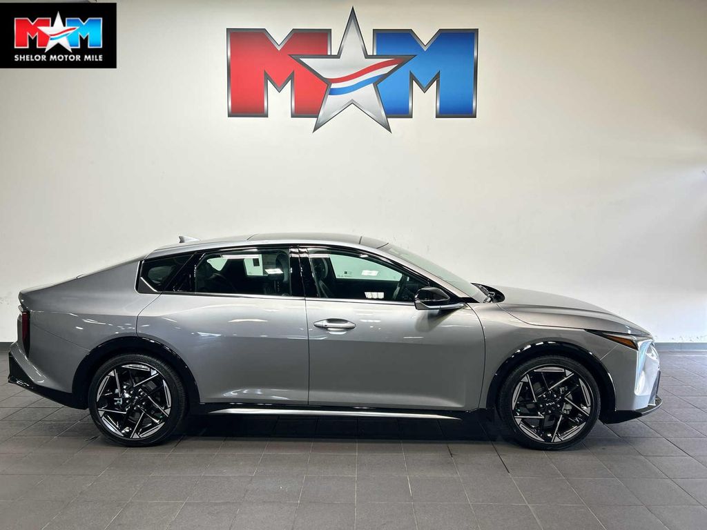New 2026 Kia K4 GT-Line