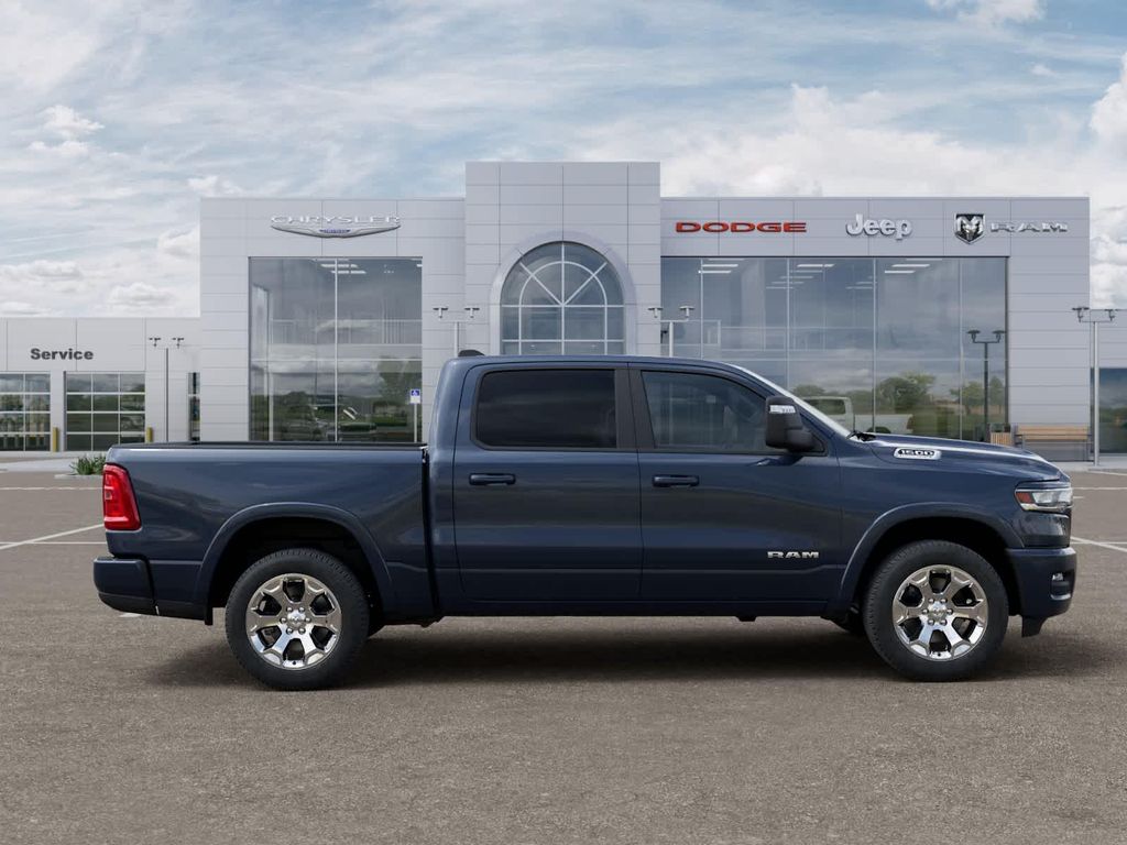 2026 RAM 1500 BIG HORN/LONE STAR thumbnail 32