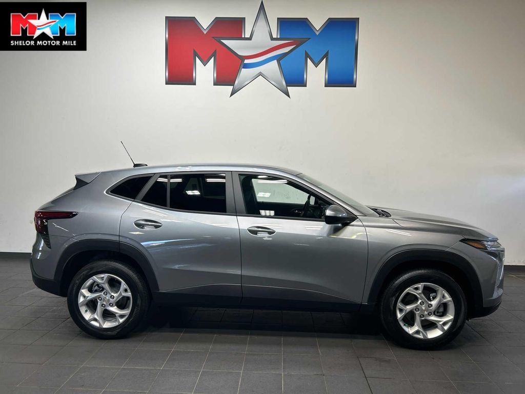 New 2026 Chevrolet Trax LS