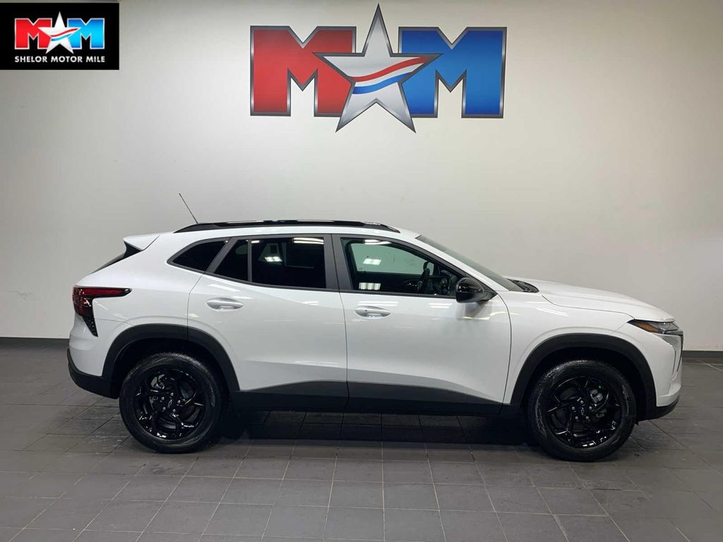 New 2026 Chevrolet Trax LT