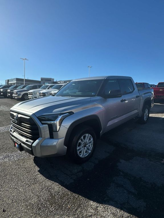 2025 Toyota TUNDRA SR5 缩略图 12