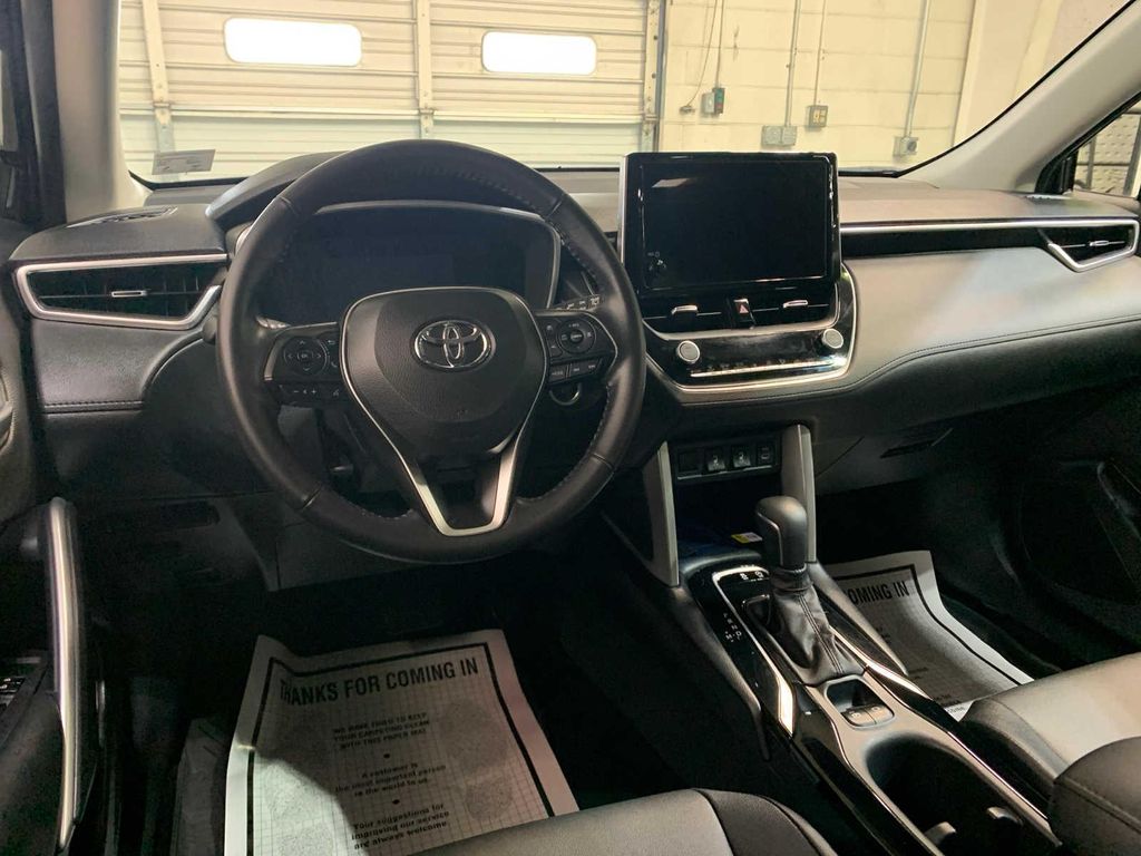 TOYOTA COROLLA CROSS - 4