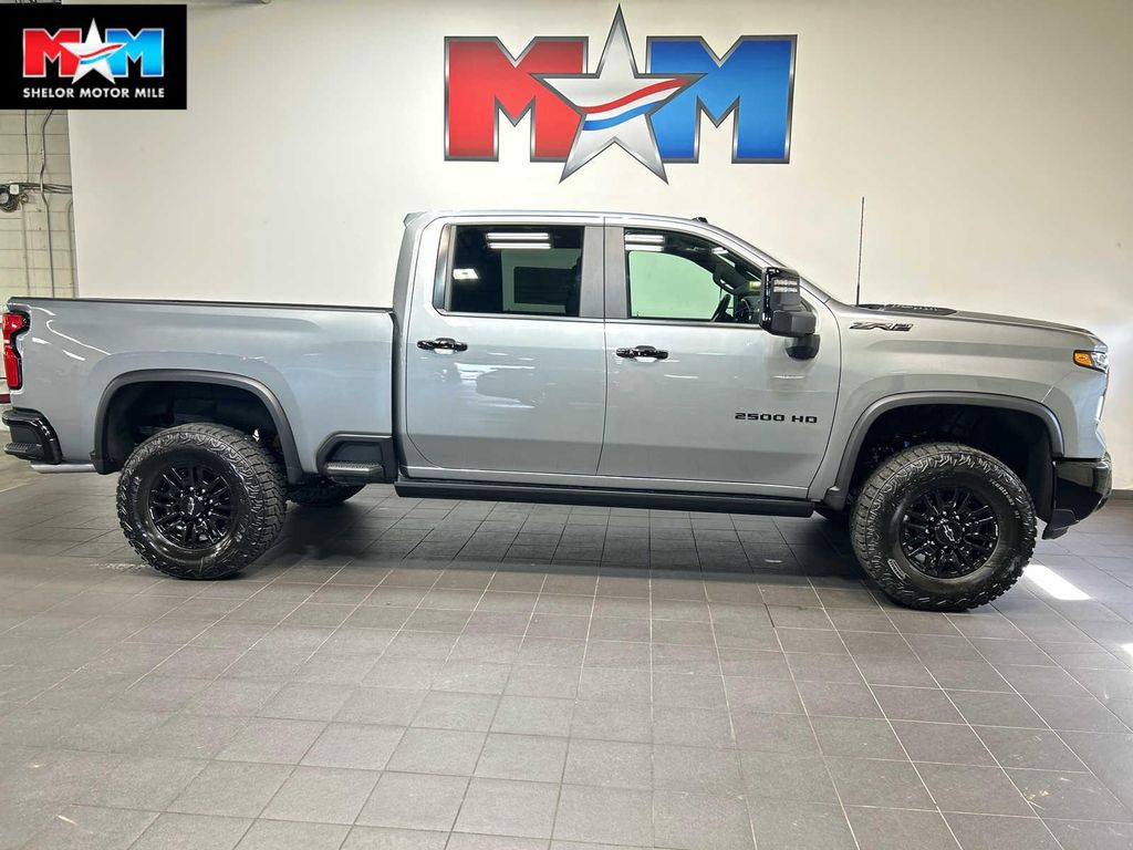 New 2026 Chevrolet Silverado 2500 Crew Cab, Standard Bed, XR2, 4WD