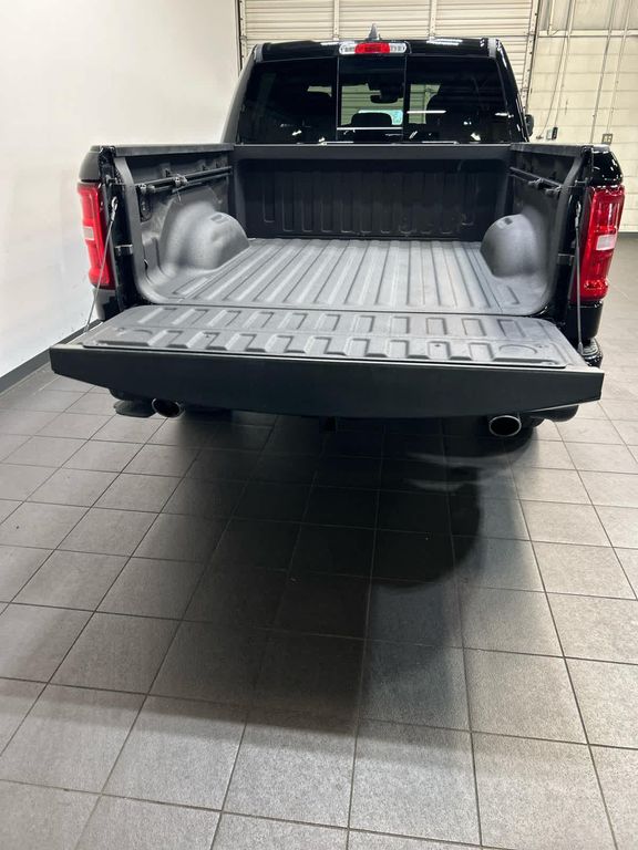 2025 RAM 1500 BIG HORN/LONE STAR 缩略图 11