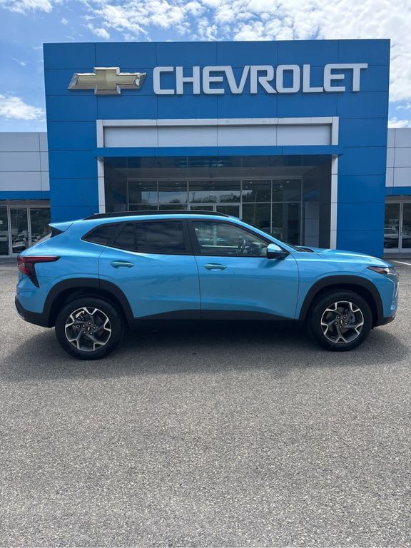 New 2026 Chevrolet Trax LT