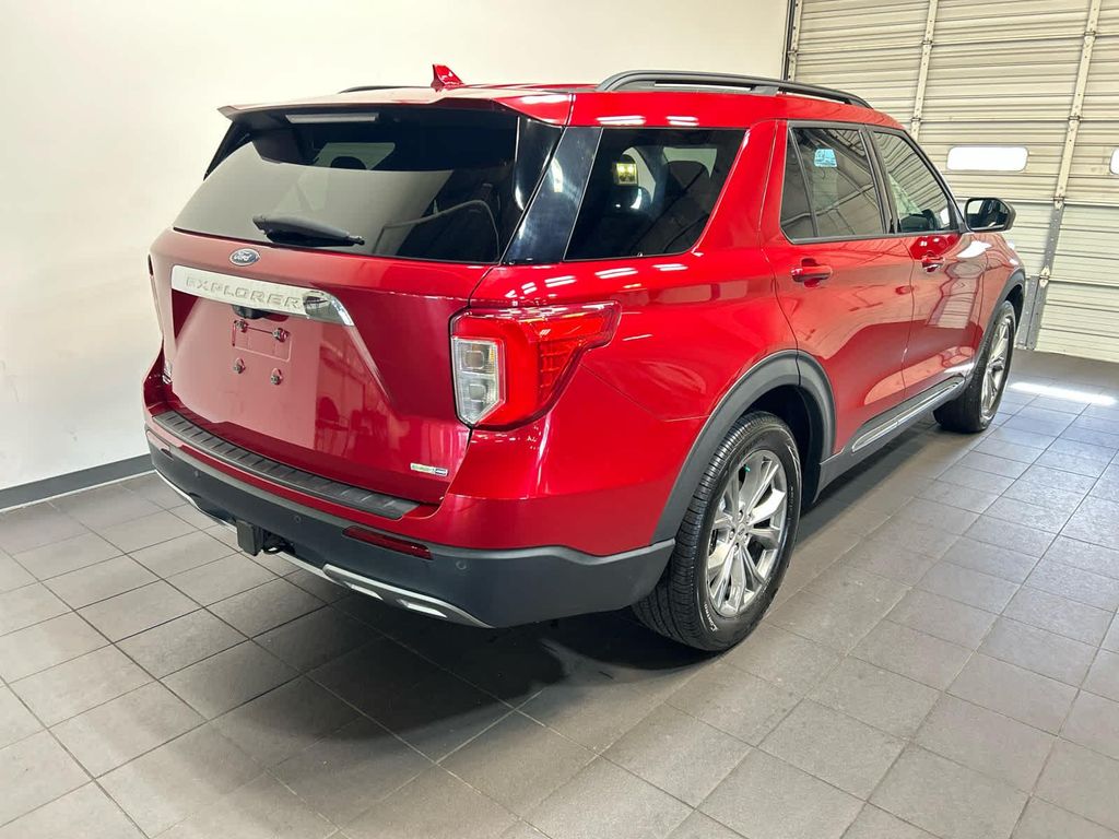 2020 FORD EXPLORER XLT — фото 3