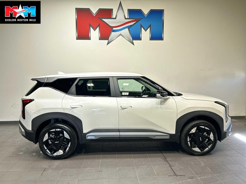 New 2027 Kia Seltos S
