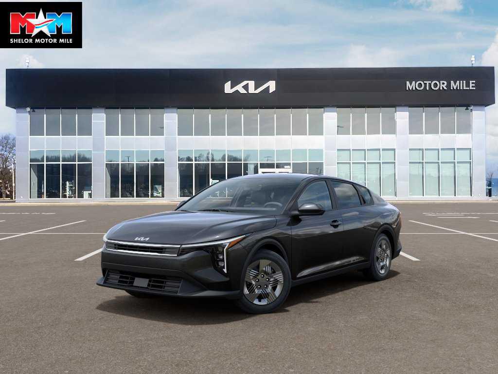 New 2026 Kia K4 LX