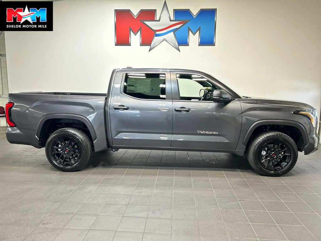 New 2026 Toyota Tundra SR5