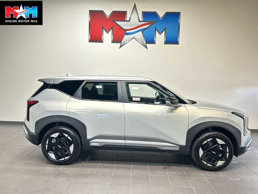 New 2027 Kia Seltos S