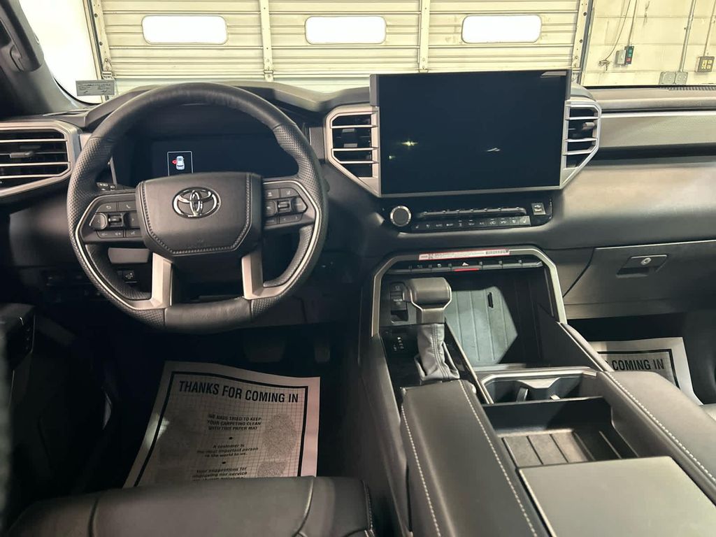 2026 Toyota SEQUOIA LIMITED 照片 4
