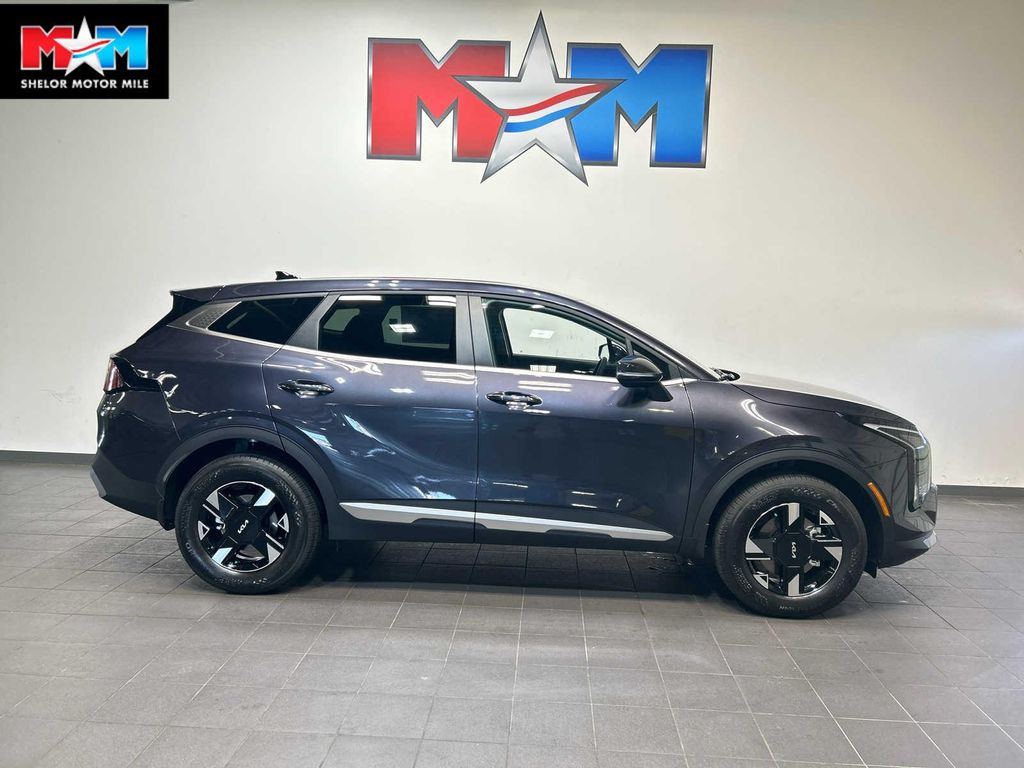 New 2026 Kia Sportage LX