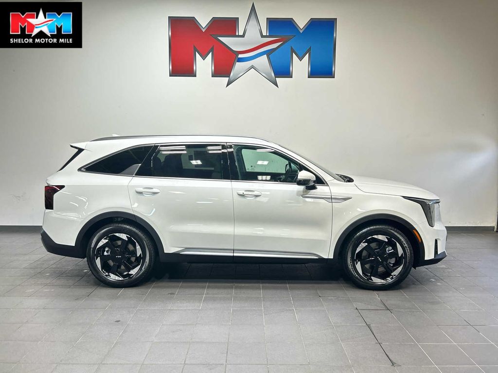 New 2026 Kia Sorento Hybrid EX