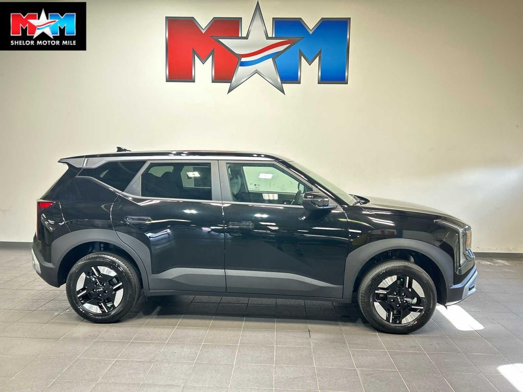 New 2027 Kia Seltos LX