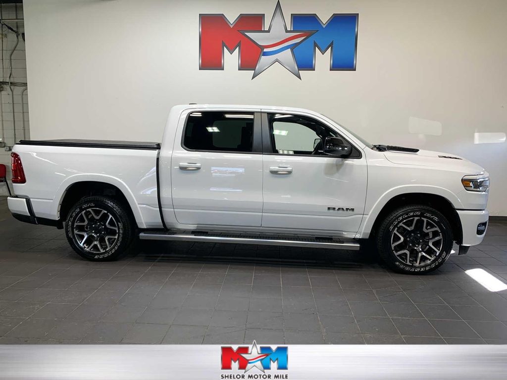 2025 RAM 1500 LARAMIE 照片 1