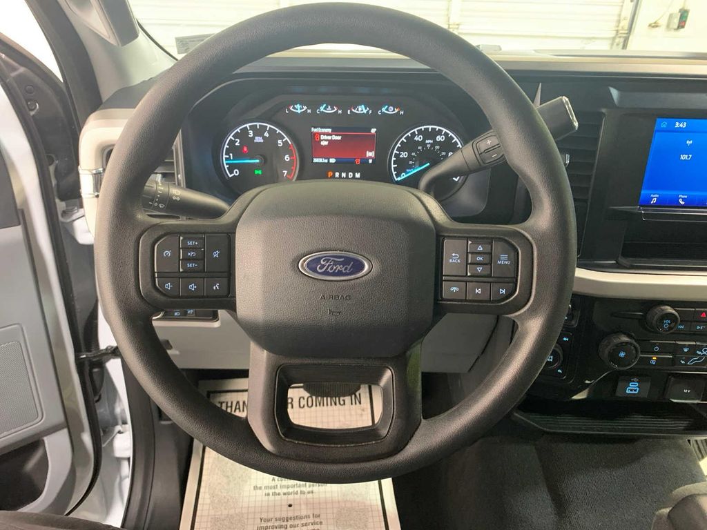 صورة 7 لـ 2025 FORD F-250 XLT