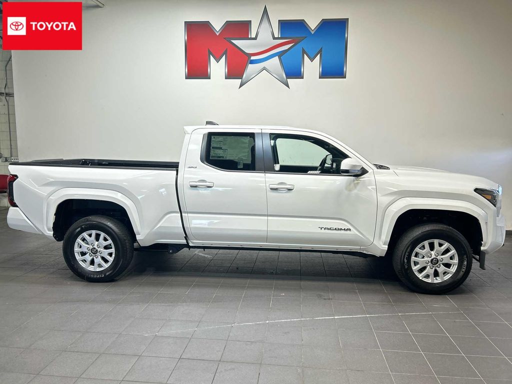 New 2026 Toyota Tacoma SR5