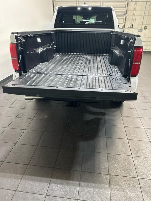 2026 Toyota TACOMA SR5 缩略图 30