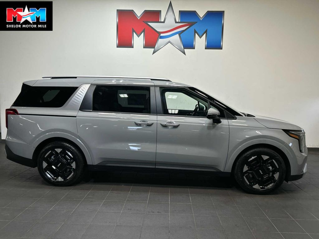 New 2026 Kia Carnival EX
