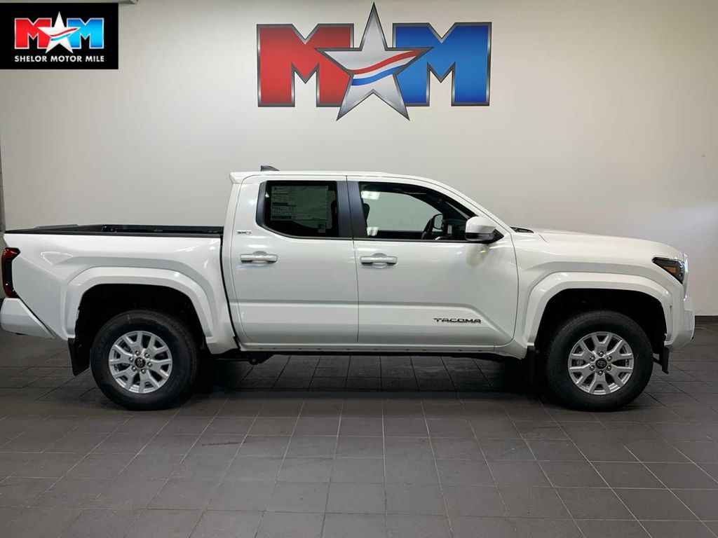 New 2026 Toyota Tacoma SR5