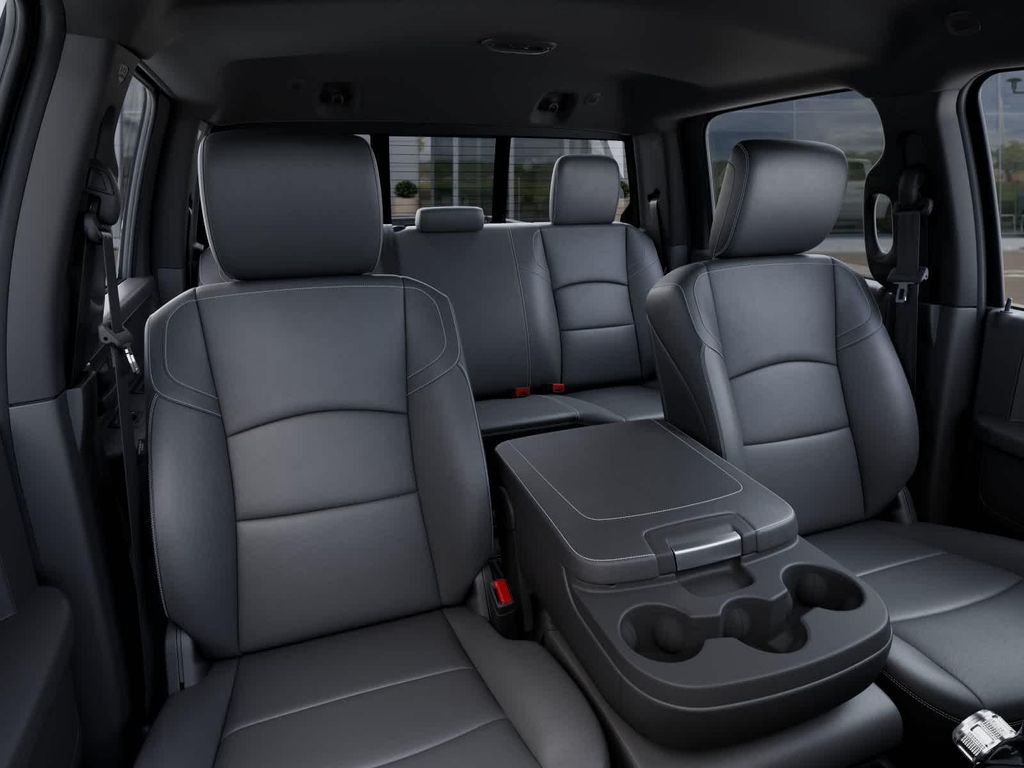 2026 RAM 2500 TRADESMAN CREW CAB 4X4 6'4' BOX 缩略图 27