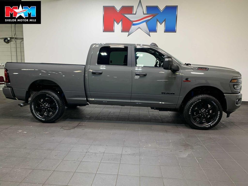 New 2026 RAM 2500 Big Horn Crew Cab 4x4 6'4' Box