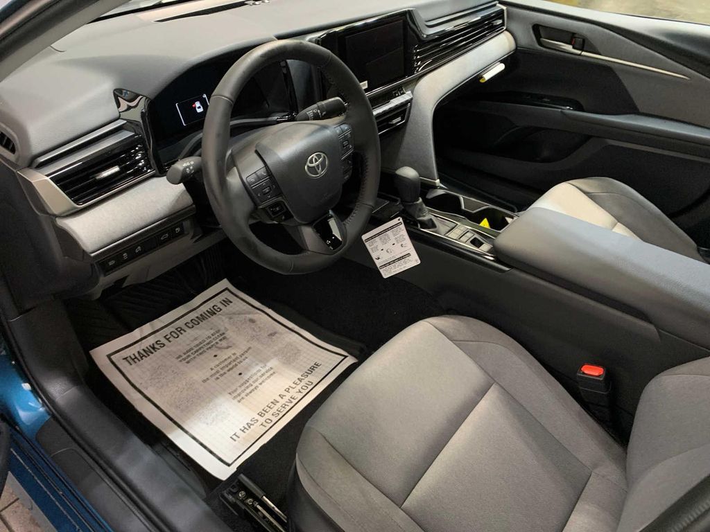 TOYOTA CAMRY - 9