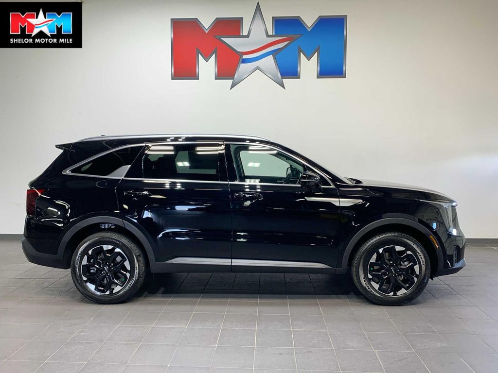 New 2026 Kia Sorento S