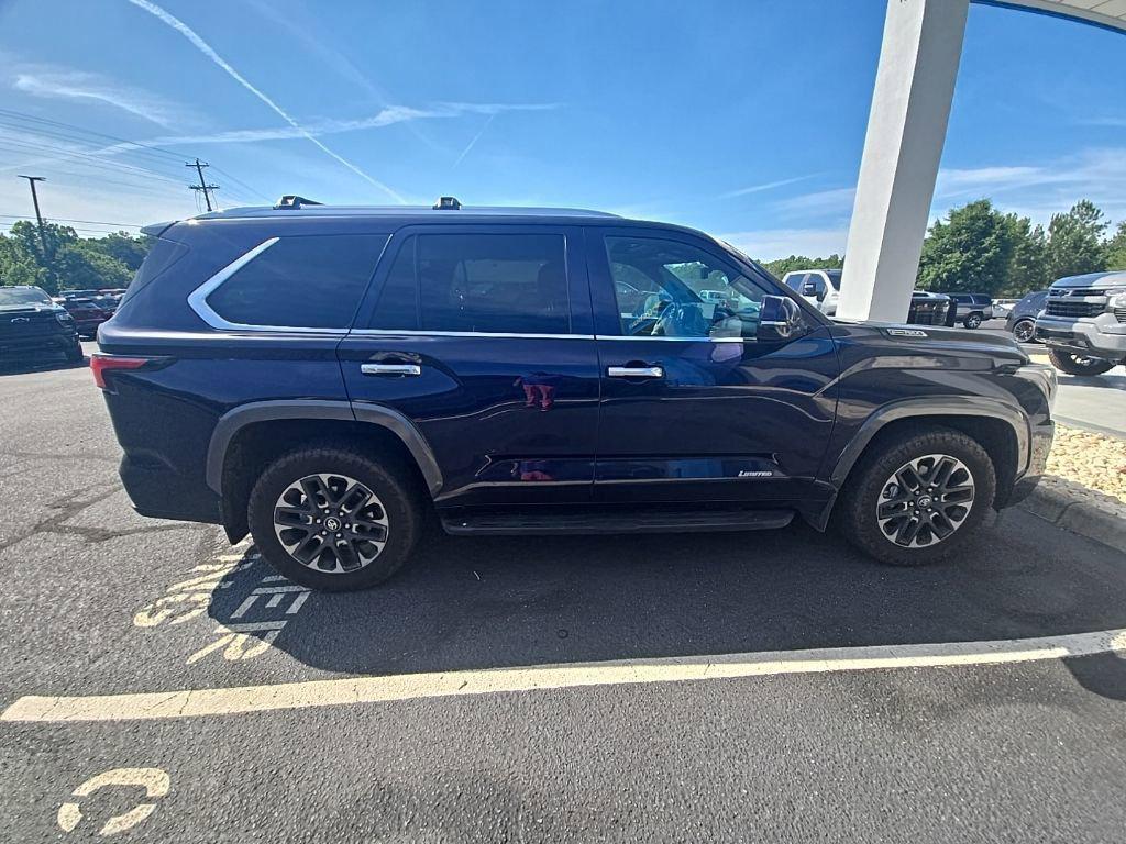 صورة مصغرة 14 لـ 2025 Toyota SEQUOIA SR5